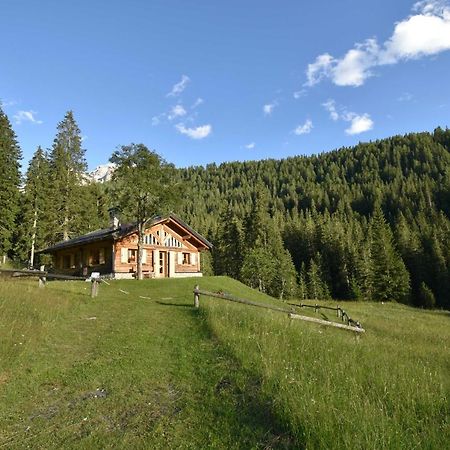 Chalet Brenta Dolomites Мадонна-ді-Кампільйо Екстер'єр фото