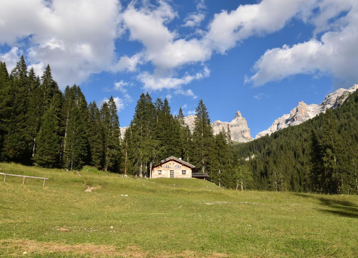 Chalet Brenta Dolomites Мадонна-ді-Кампільйо Екстер'єр фото