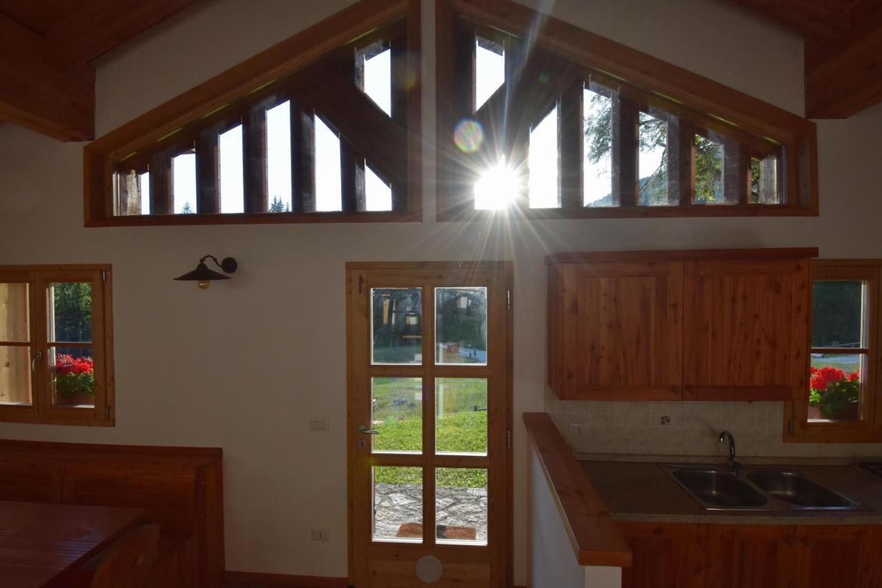 Chalet Brenta Dolomites Мадонна-ді-Кампільйо Екстер'єр фото