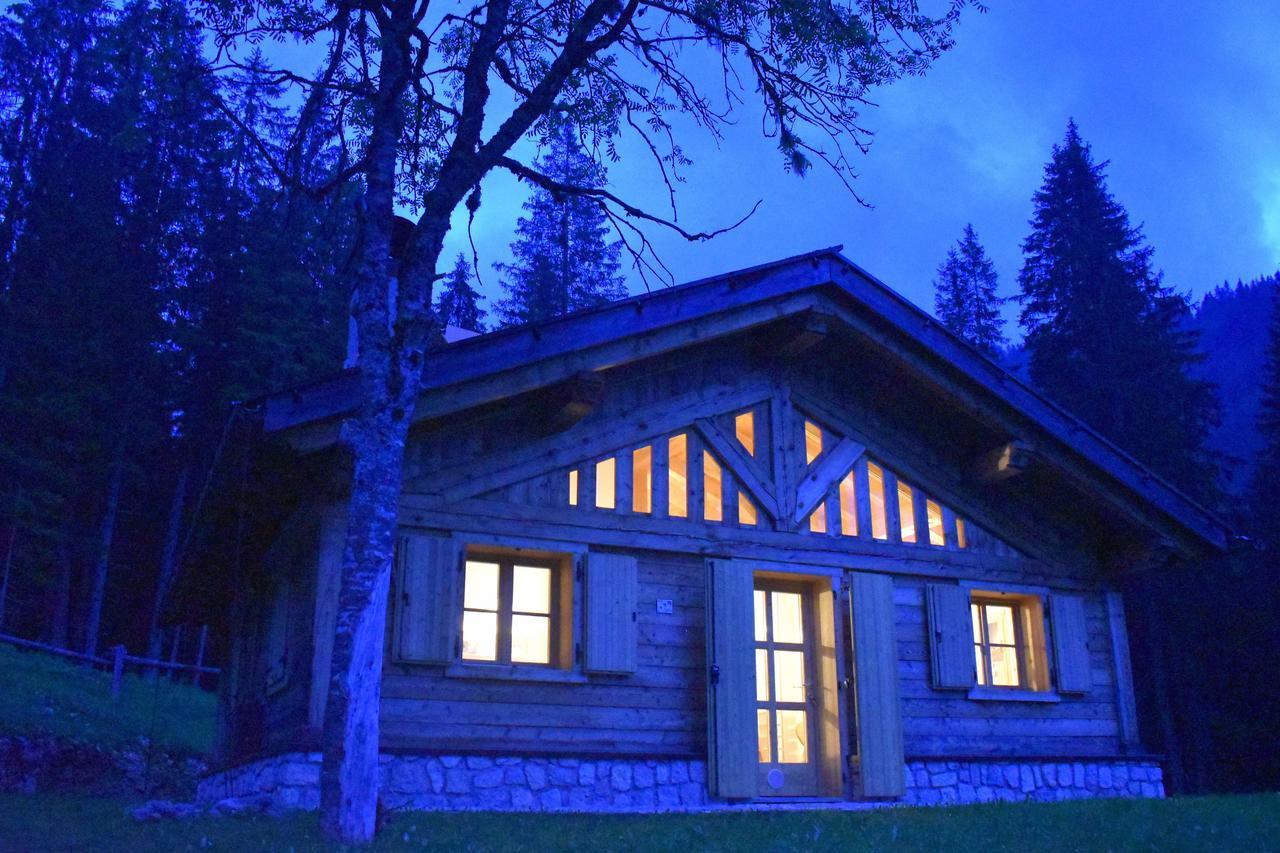 Chalet Brenta Dolomites Мадонна-ді-Кампільйо Екстер'єр фото
