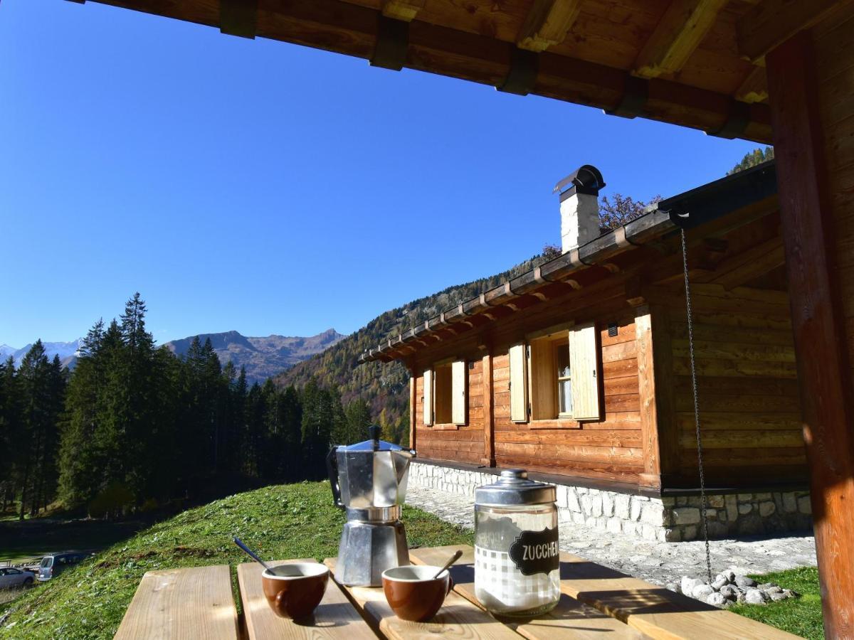 Chalet Brenta Dolomites Мадонна-ді-Кампільйо Екстер'єр фото